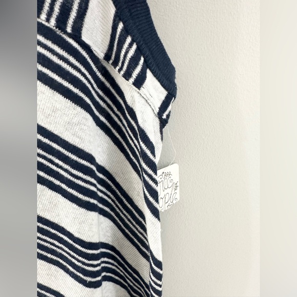 NWT We The Free Thursday Linen Tank Blue White Size Medium - Picture 6 of 7